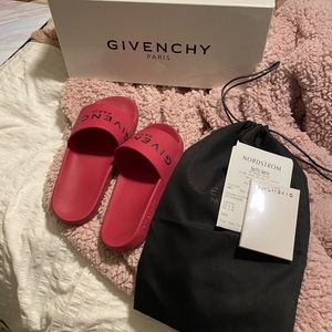 Givenchy Slides Authentic
